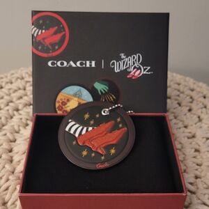 Coach Wizard of Oz Red Ruby Slippers Round Keyring SMOKING HOME